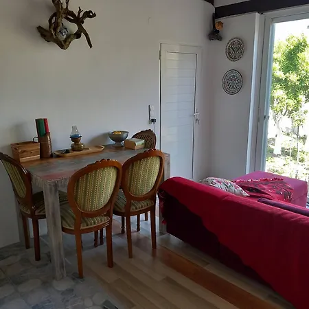 Saint Anna Country House. * איה אנה