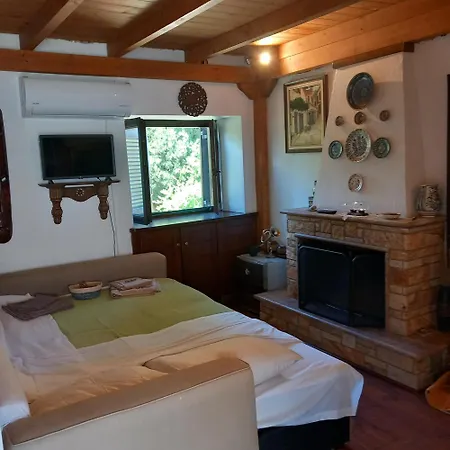 Saint Anna Country House. * איה אנה