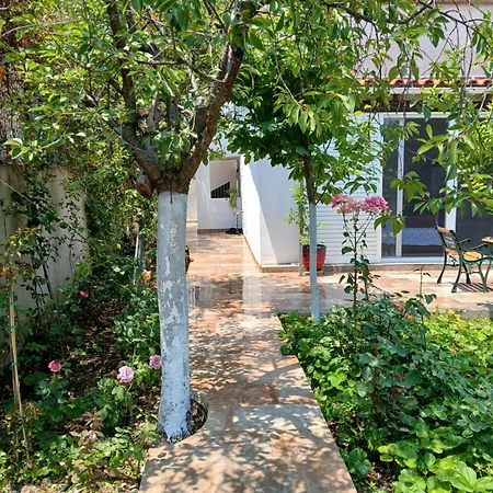 בית נופש Saint Anna Country House. *